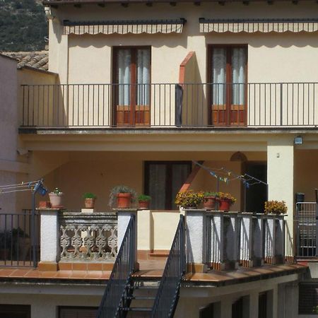 Fonda Urquizu Hotel Beceite Exterior photo